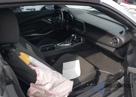 2019 Chevrolet Camaro 1Lt z USA, uszkodzony, nr VIN 1G1FB3DS3K0144607